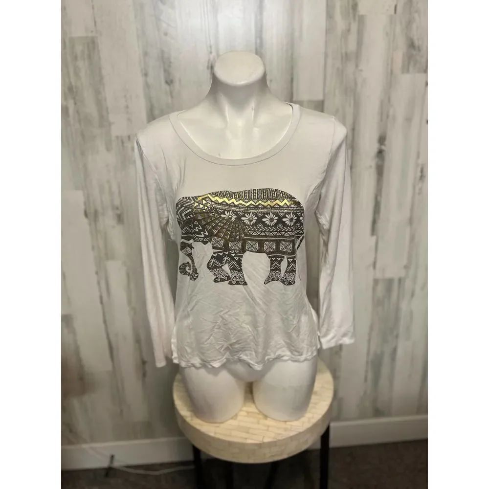 Joe boxer white top